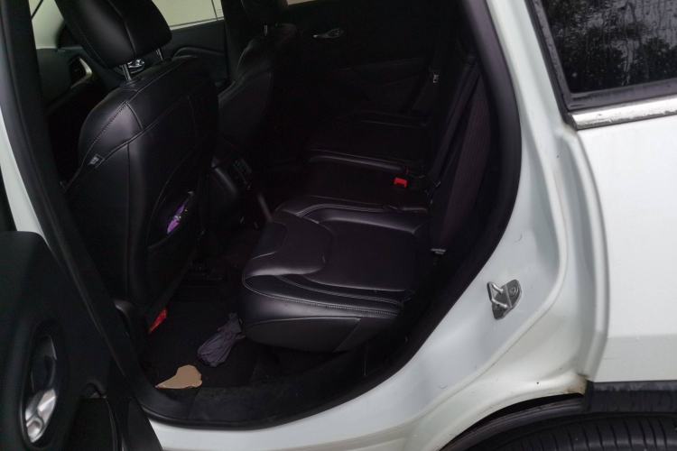 Used Jeep Cherokee 2014 2.4L Elite Edition
