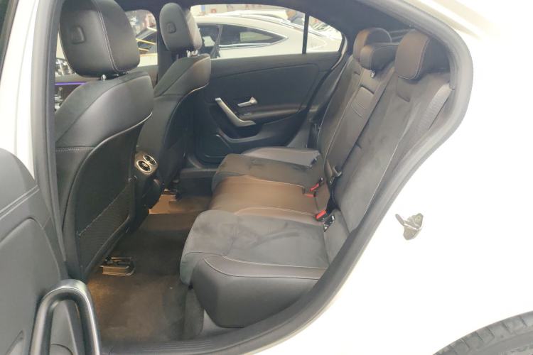 Used Mercedes-Benz A-Class 2022 Revised Version A 200 L Sport Sedan Fashionable Style Left Rear Seat
