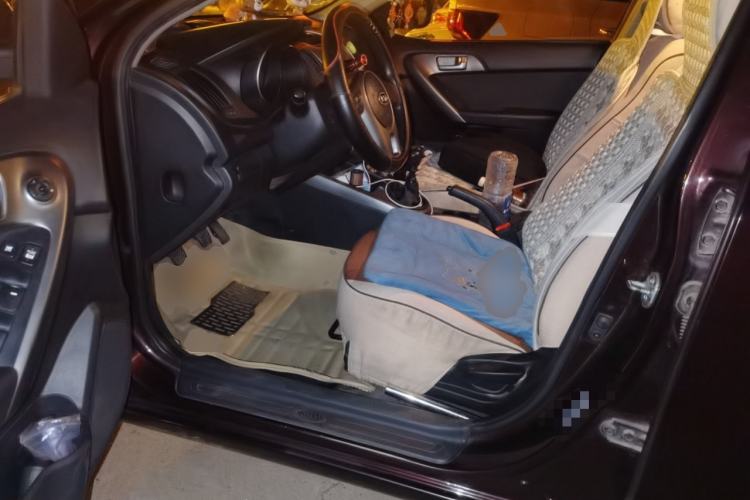 Used Kia Forte 2011 1.6L MT GL