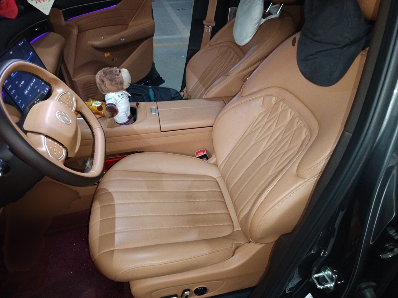 Dongfeng Aeolus L8 2025 Model 185KM Dream Edition — снимка 14