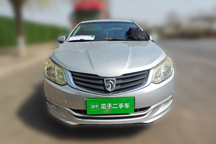 Used Baojun 630 2013 1.5L manual Comfort trim
