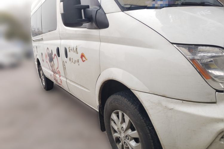 Used SAIC MAXUS Xintu V80 2023 2.0T Manual Classic Aoyuntong Long Wheelbase Mid-Height 6/7/8/9-Seater
