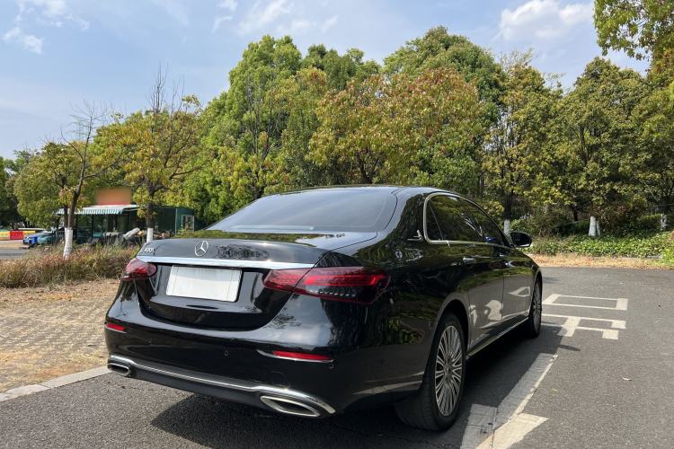 Used Mercedes-Benz E-Class 2023 Updated E 300 L Fashion Edition
