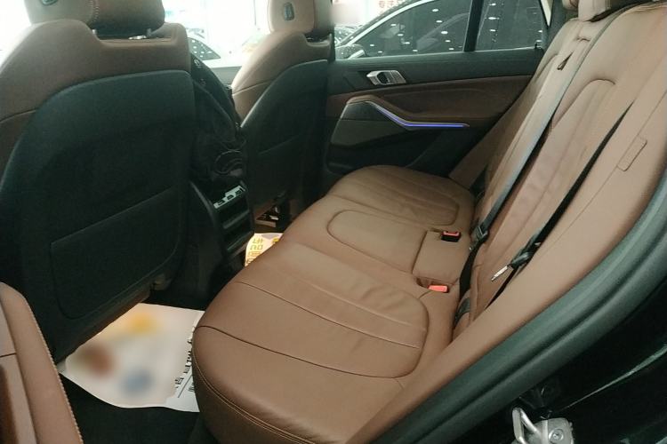 Used BMW X5 2022 xDrive40i M Sport Package Left Rear Seat