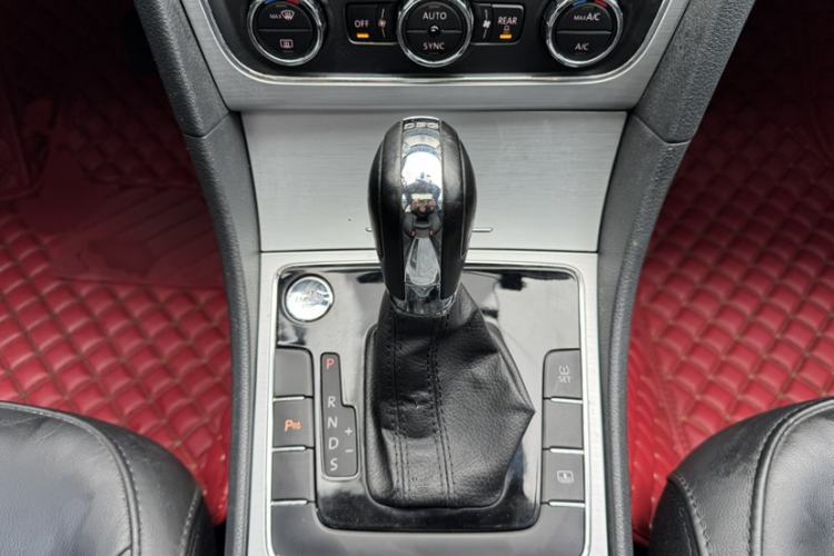 Used Volkswagen Passat 2014 1.8TSI DSG Prestige Edition