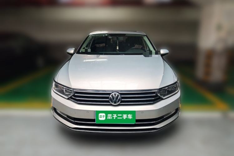 Used Volkswagen Magotan 2018 330TSI DSG Advanced Model
