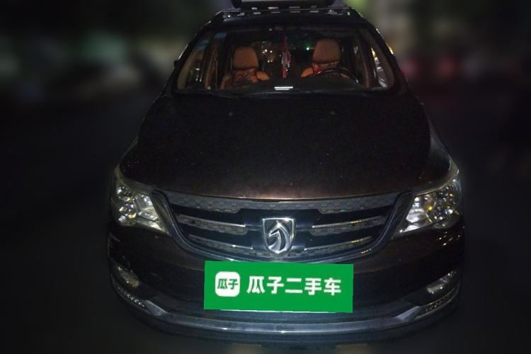 Used Baojun 730 2015 1.8L Manual Luxury Navigation ESP Version 7-seater
