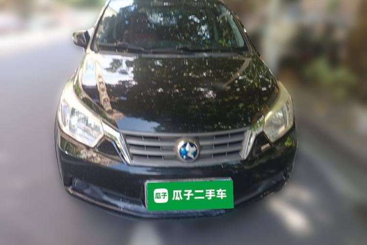 Used Venucia R50 2013 1.6L Automatic Fashion Edition
