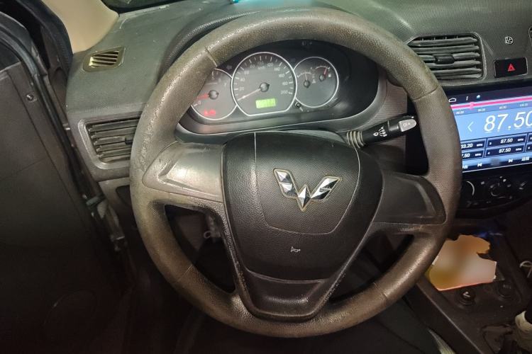 Used Wuling Hongguang 2015 1.2L S Base Model China V Standard