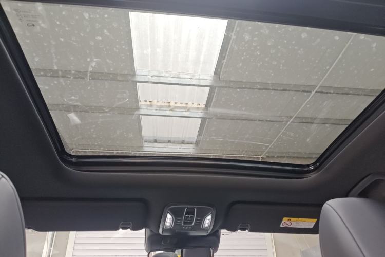 Used GAC Trumpchi GS8 2025 Linghang Series 2.0 TGDI Two-Wheel-Drive Luxury Edition 5 Seats