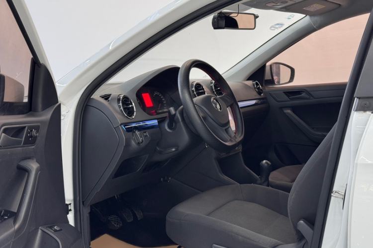 Used Volkswagen Jetta 2019 Dream Edition 1.5L Manual Fashion Version