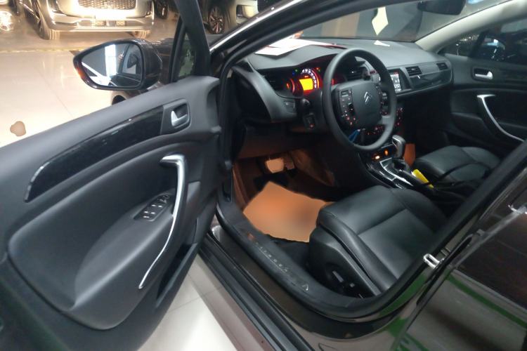 Used Citroen C5 2014 2.0L Automatic Luxury Edition
