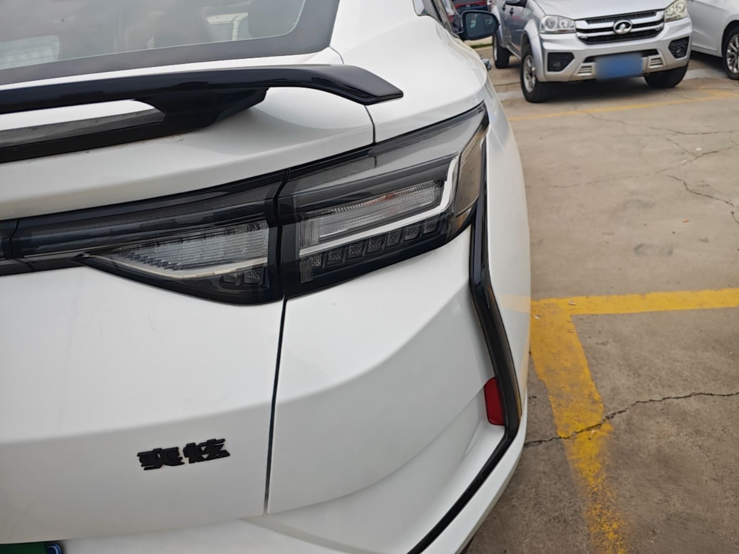 Dongfeng Aeolus Yixuan 2024 1.5L Automatic JingSu Edition — снимка 9