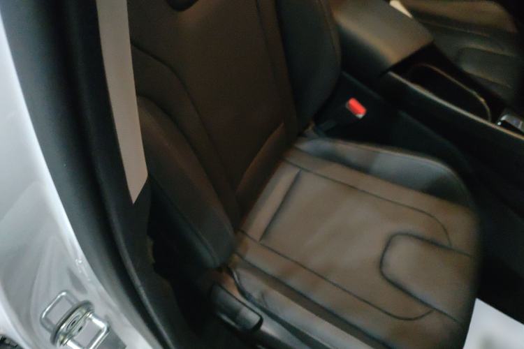 Used Hyundai Elantra 2023 1.5L CVT LUX Prestige Edition
