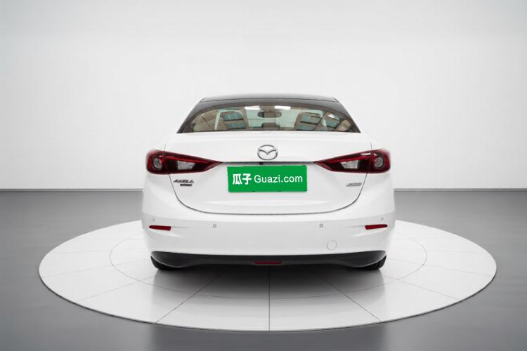 Used Mazda 3 Axela 2014 Sedan 1.5L Automatic Luxury Model