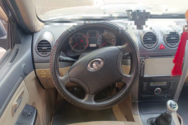 Used Haval H3 2010 Leading Edition 2.5 TCI Two-Wheel Drive Comfort Model Steering Wheel