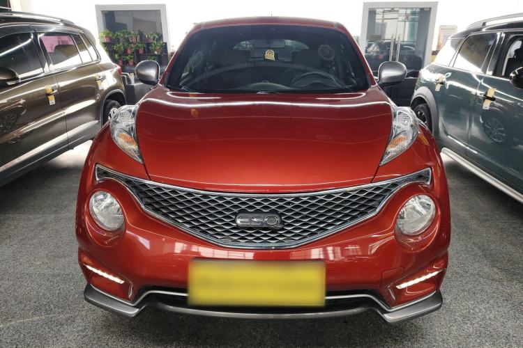 Used Infiniti ESQ 2014 1.6L Spontaneous Edition
