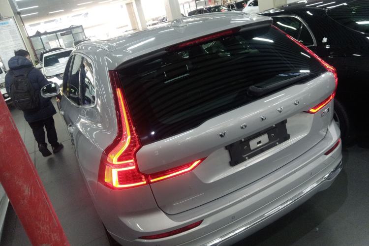 Used Volvo XC60 2024 B5 4x4 Smart Luxury Edition
