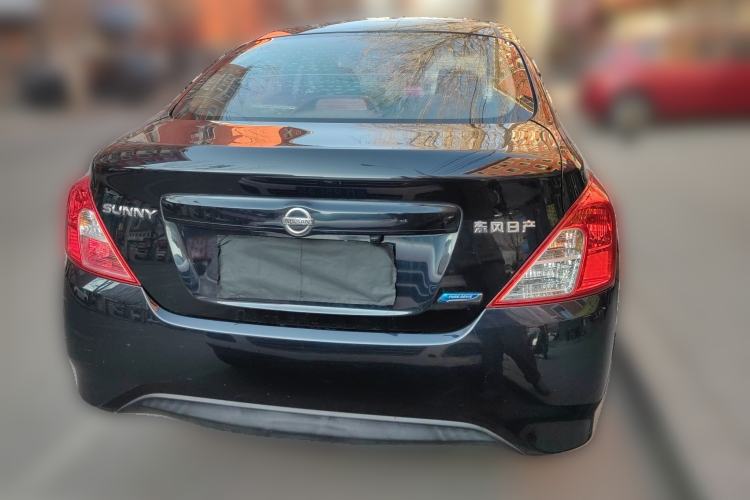 Used Nissan Sunny 2015 1.5XE Manual Comfort Edition
