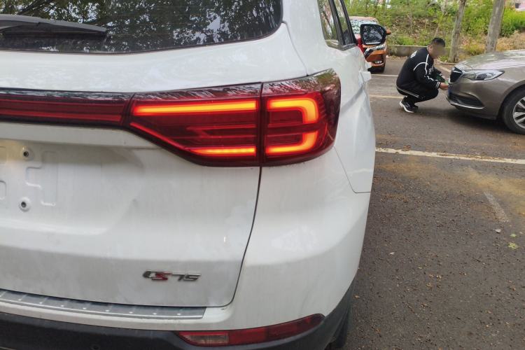 Used CHANGAN CS75 2024 Enjoyment Edition 1.5T DCT Prestige Model Right Rear Taillight