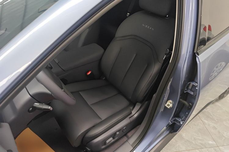 Used Nissan N6 2026 Model 180 Max Left Front Seat