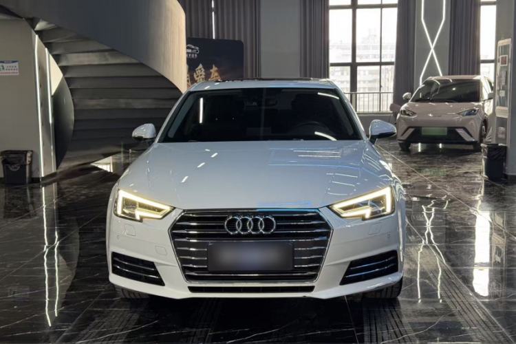 Used Audi A4L 2018 30th Anniversary Edition 40 TFSI Trendy Model