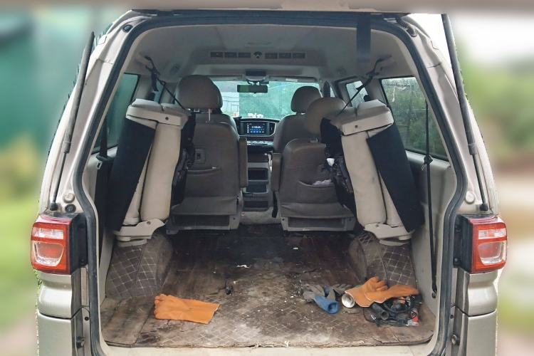 Used FORTHING Lingzhi 2019 M5L 1.6L 7-Seater Luxury Model China VI Standard
