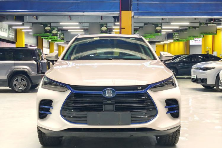 Used BYD Tang New Energy 2019 DM 2.0T All-Wheel Drive Smart Connectivity Enjoyment Model 7 Seats China VI Standard