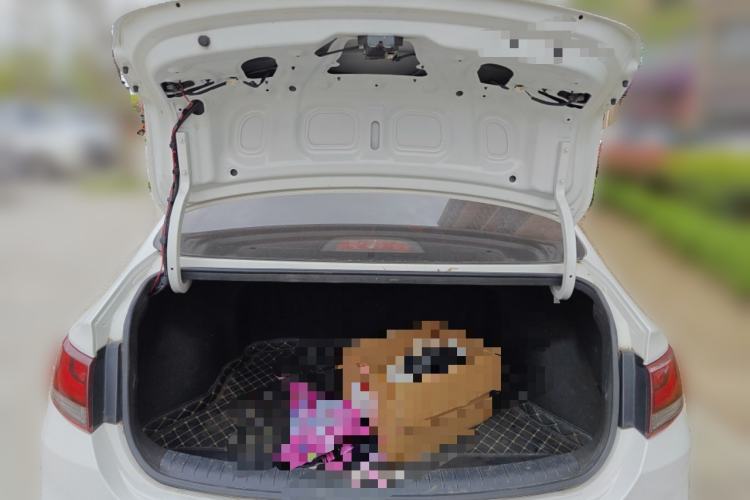 Used Hyundai Celesta 2017 1.6L Manual GL Delight Edition Trunk