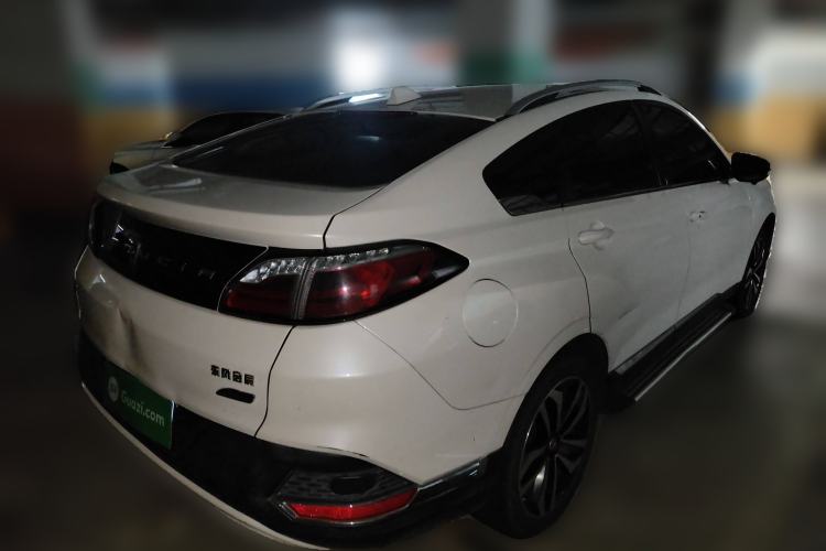 Used Venucia T90 2017 2.0L CVT Smart Edition Rear Right 45 Deg