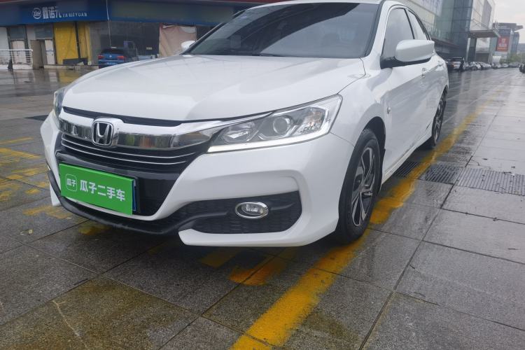 Used Honda Accord 2016 2.0L Comfort Edition Front Left 45 Deg