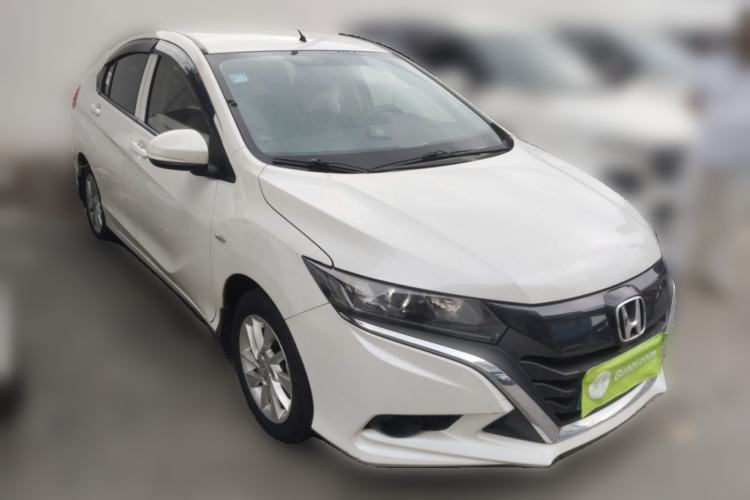 Used Honda Gienia 2017 1.5L Manual Classic Edition Front Right 45 Deg