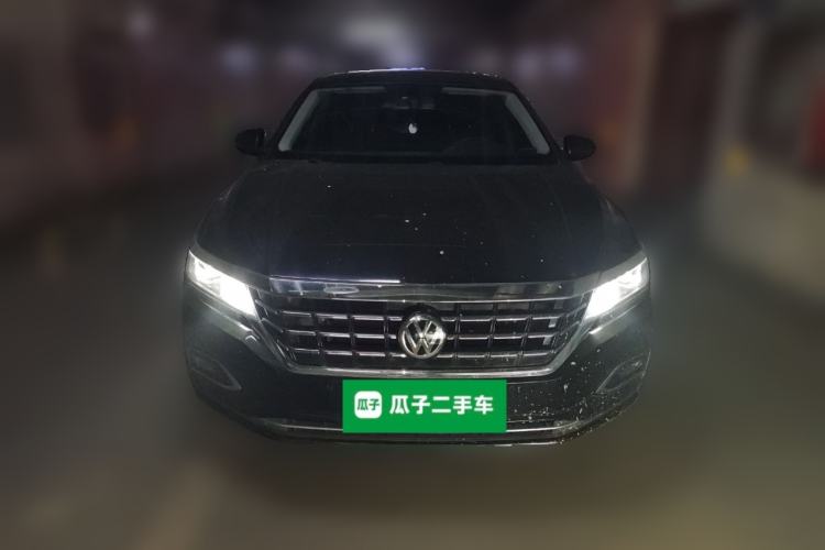 Used Volkswagen Passat 2020 330TSI Luxury Edition China VI