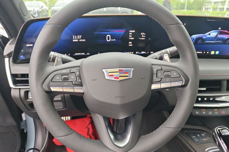 Used Cadillac CT5 2025 28T Track Performance Edition + Peak Track Optional Package Steering Wheel