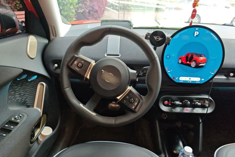 Used MINI Electric ACEMAN 2024 SE Artist
