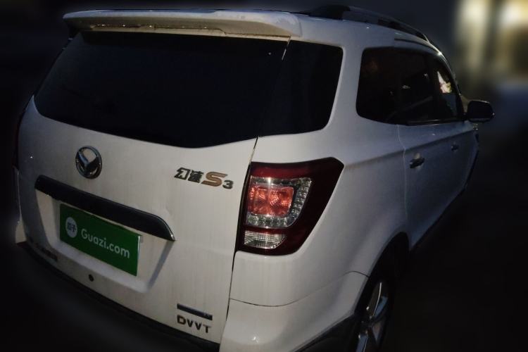 Used HYOSOW S3 2015 1.5L Luxury Model China V Standard