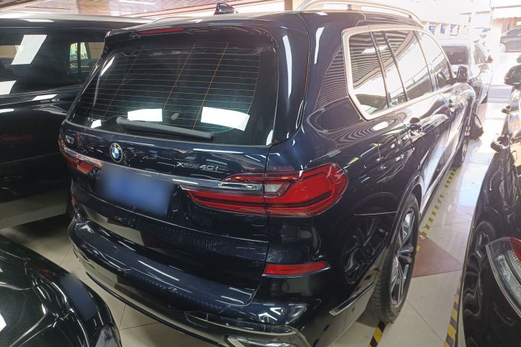 Used BMW X7 2021 xDrive40i Luxury M Sport Package
