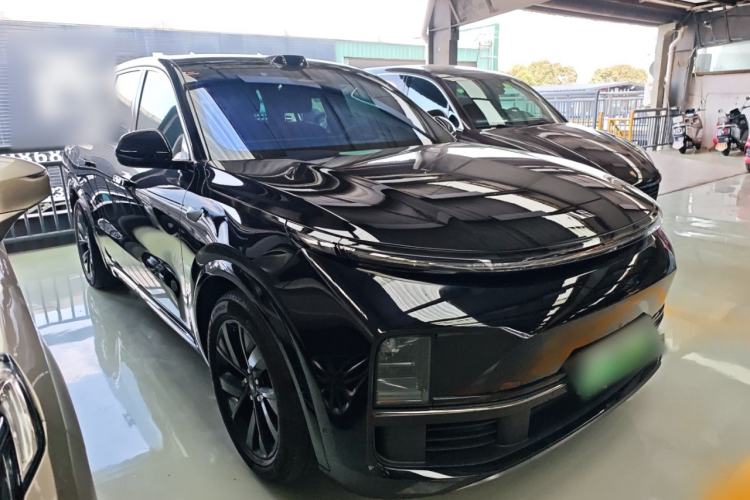 Used Li Auto L8 2023 Pro Model
