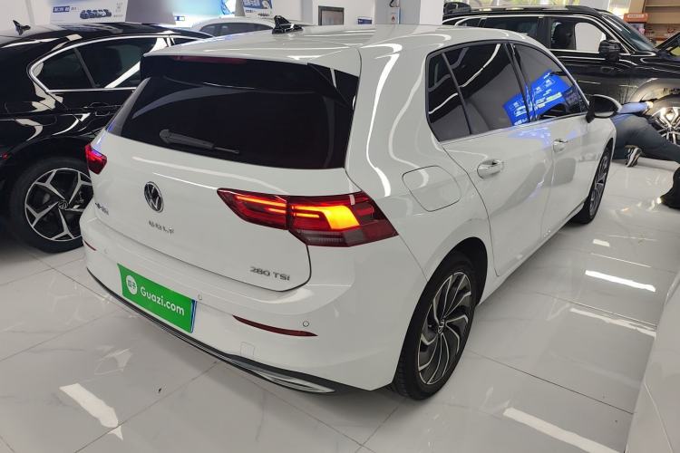 Used Volkswagen Golf 2021 280TSI DSG Pro Rear Right 45 Deg