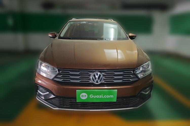 Used Volkswagen C-TREK 2017 230TSI DSG Luxury Model