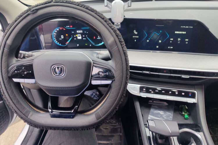 Used CHANGAN Eado 2023 Changan Edition PLUS Blue Whale NE 1.4T GDI DCT Prestige Version