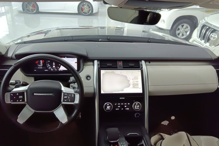 Used Land Rover Discovery 2021 360 PS R-Dynamic SE
