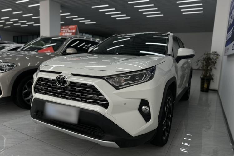 Used Toyota RAV4 2020 2.0L CVT Four-Wheel Drive Prestige Edition
