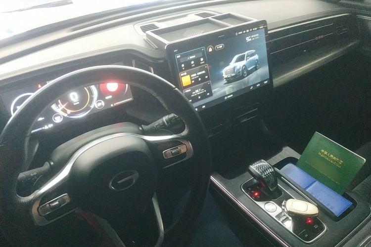 Used GAC Trumpchi GS8 2022 Flagship Series 2.0 TGDI Four-Wheel Drive Luxury Smart Connectivity Version (7 Seats)