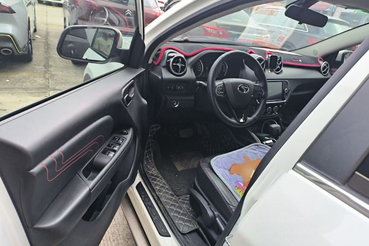 Used Soueast DX3 2018 1.5T CVT Luxury Model Driver Seat