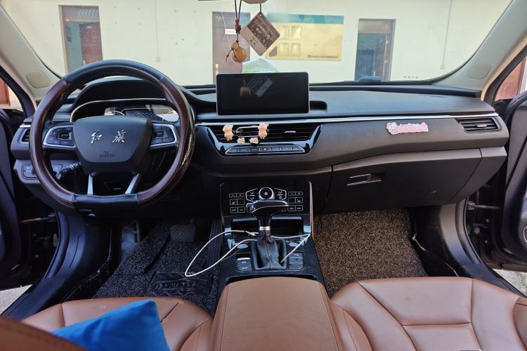 Used Hongqi H5 2018 30TD Smart Connect Dynamic Edition Center Console