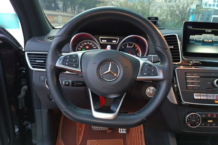 Used Mercedes-Benz GLE AMG 2017 AMG GLE 43 4MATIC Steering Wheel