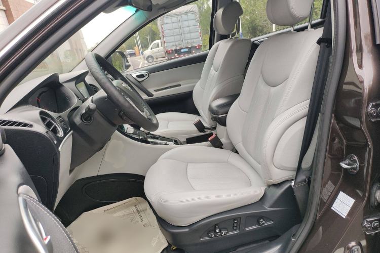 Used Luxgen Great 7 SUV 2014 2.2T Two-Wheel-Drive Smart Version