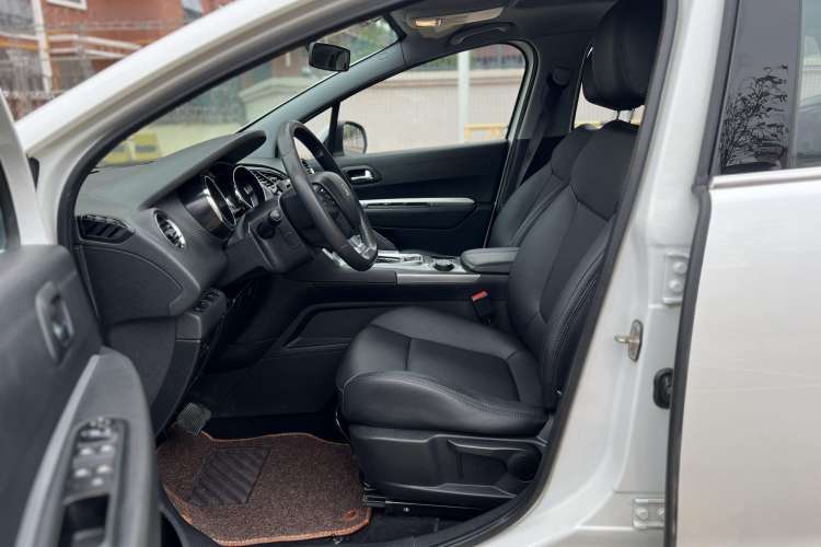 Used Peugeot 3008 2016 1.6THP Automatic Classic Edition