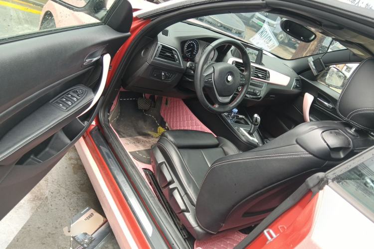 Used BMW 2 Series 2018 220i Convertible Coupe Sports Design Package Driver Seat